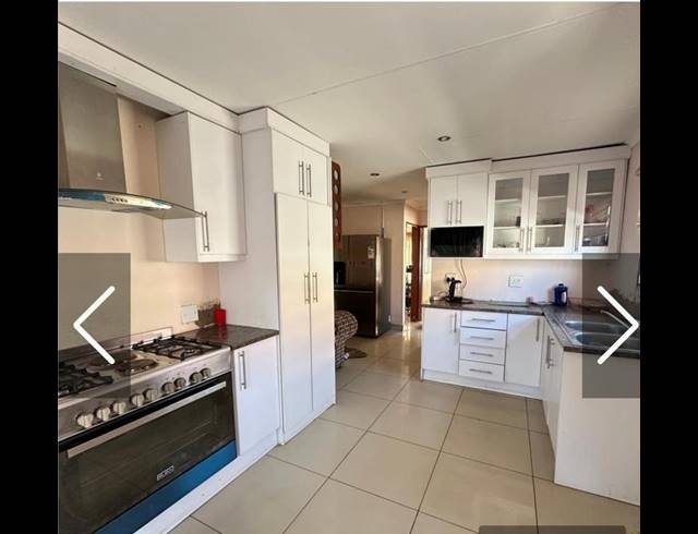 3 BEDROOM HOUSE FOR SALE IN DAWN PARK